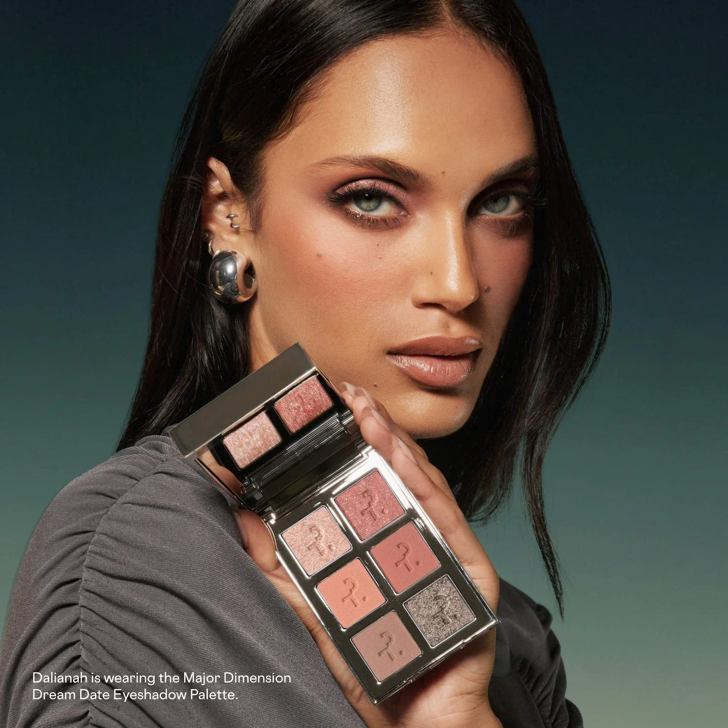 Major Dimension Dream Date Essential Artistry Edit Eyeshadow Palette — foto 7 de 7
