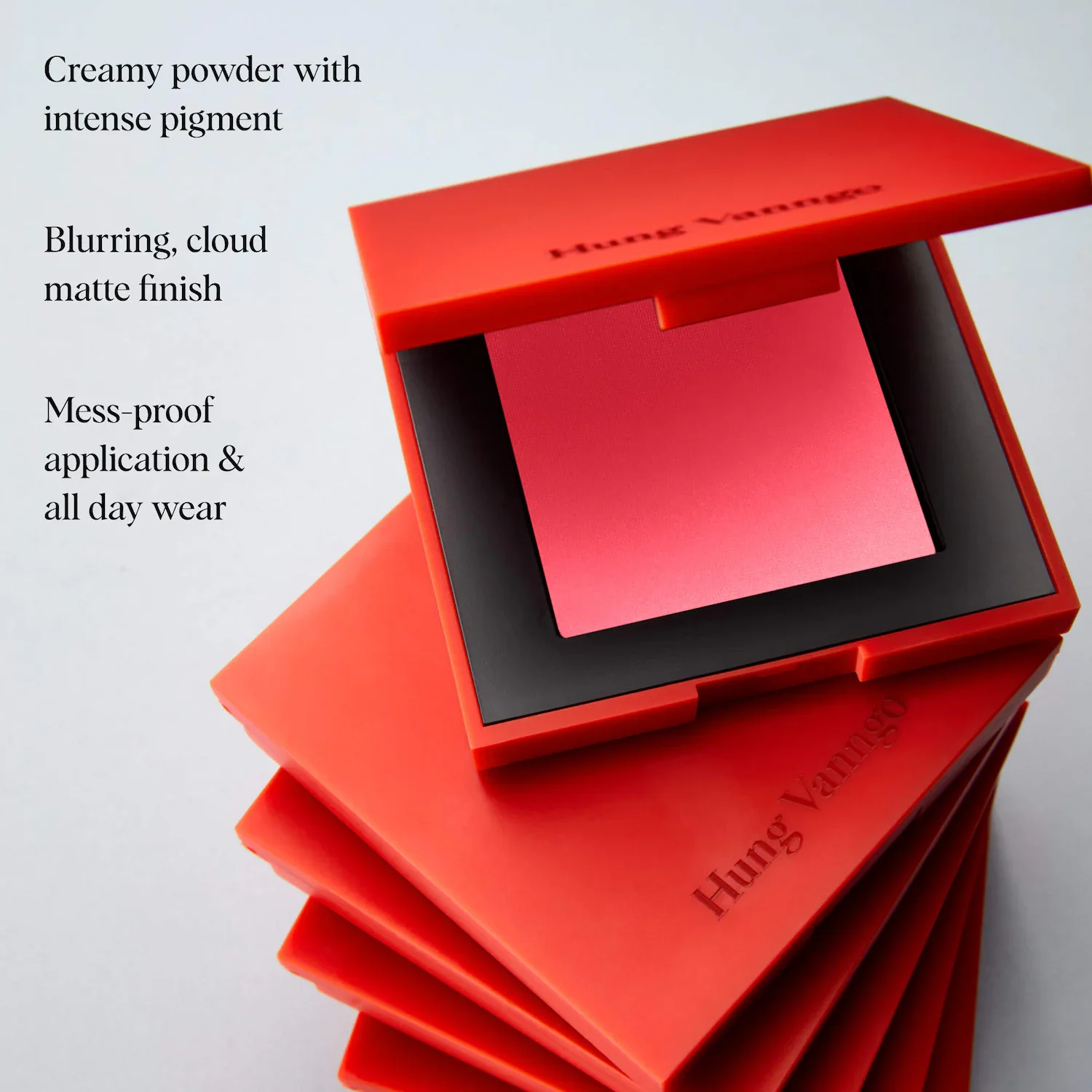 Very Beautiful Matte Velvet Blush — foto 6 de 14