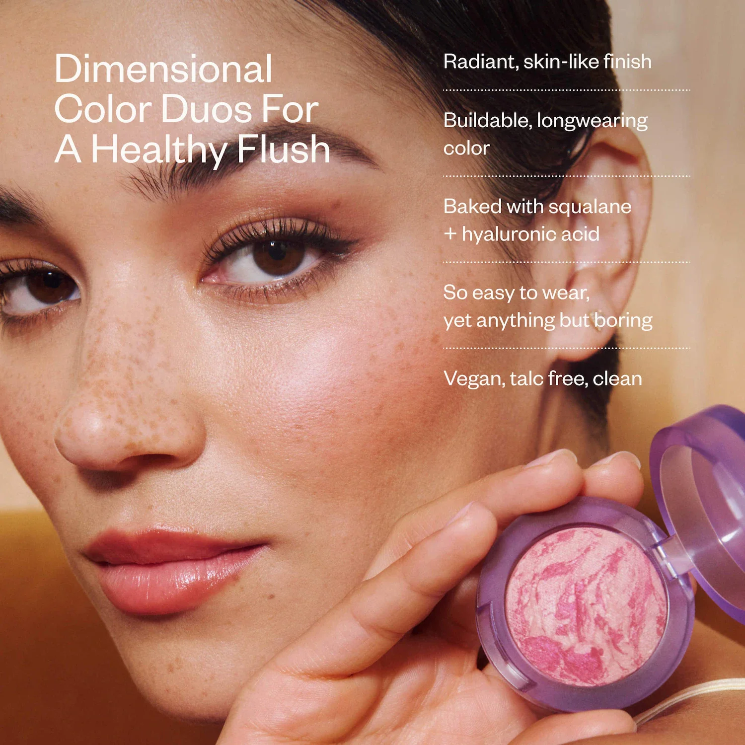 Mini Blush is Life Baked Talc-Free Dimensional + Brightening Blush — foto 4 de 8