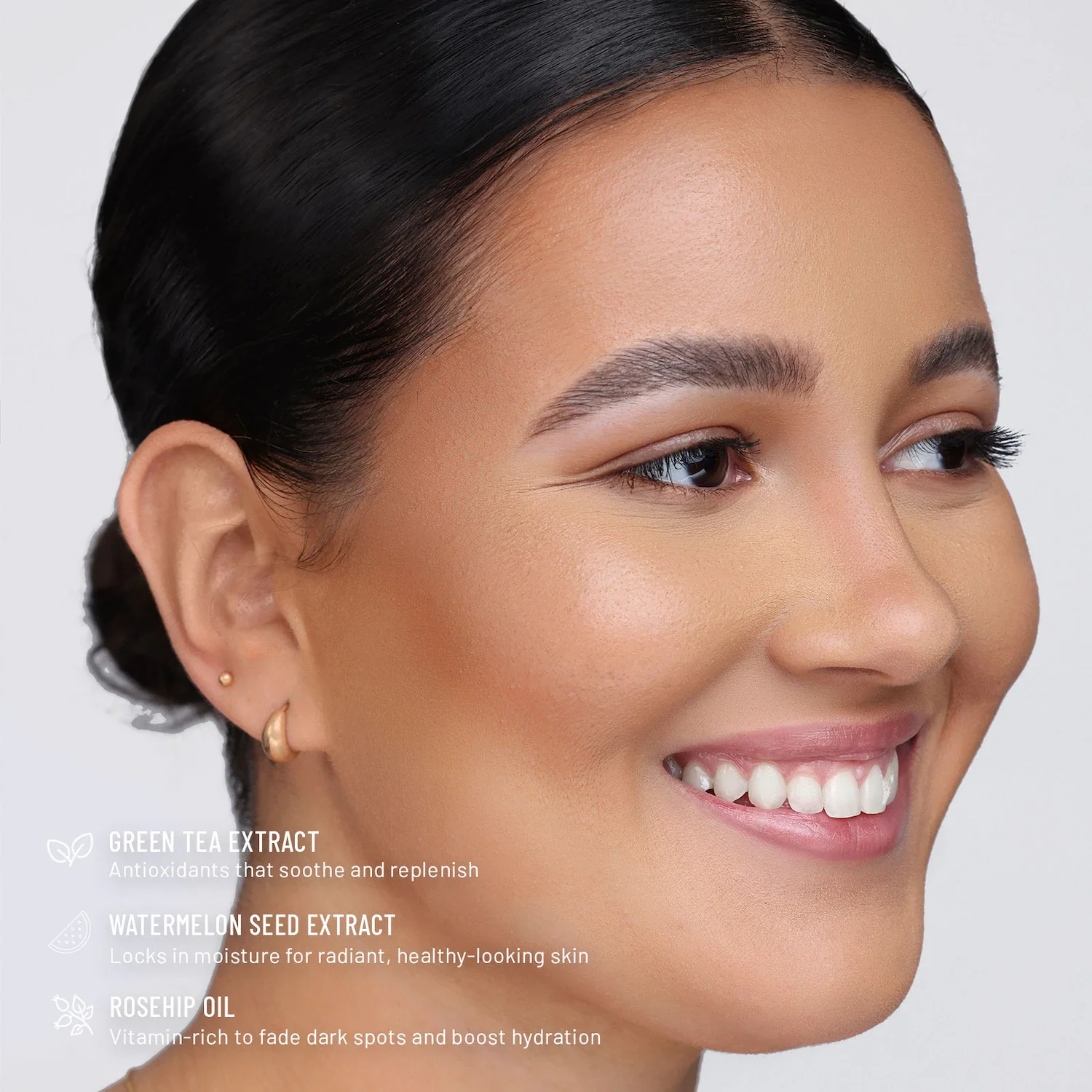 No Limits Cream Bronzer and Contour Stick — foto 9 de 17