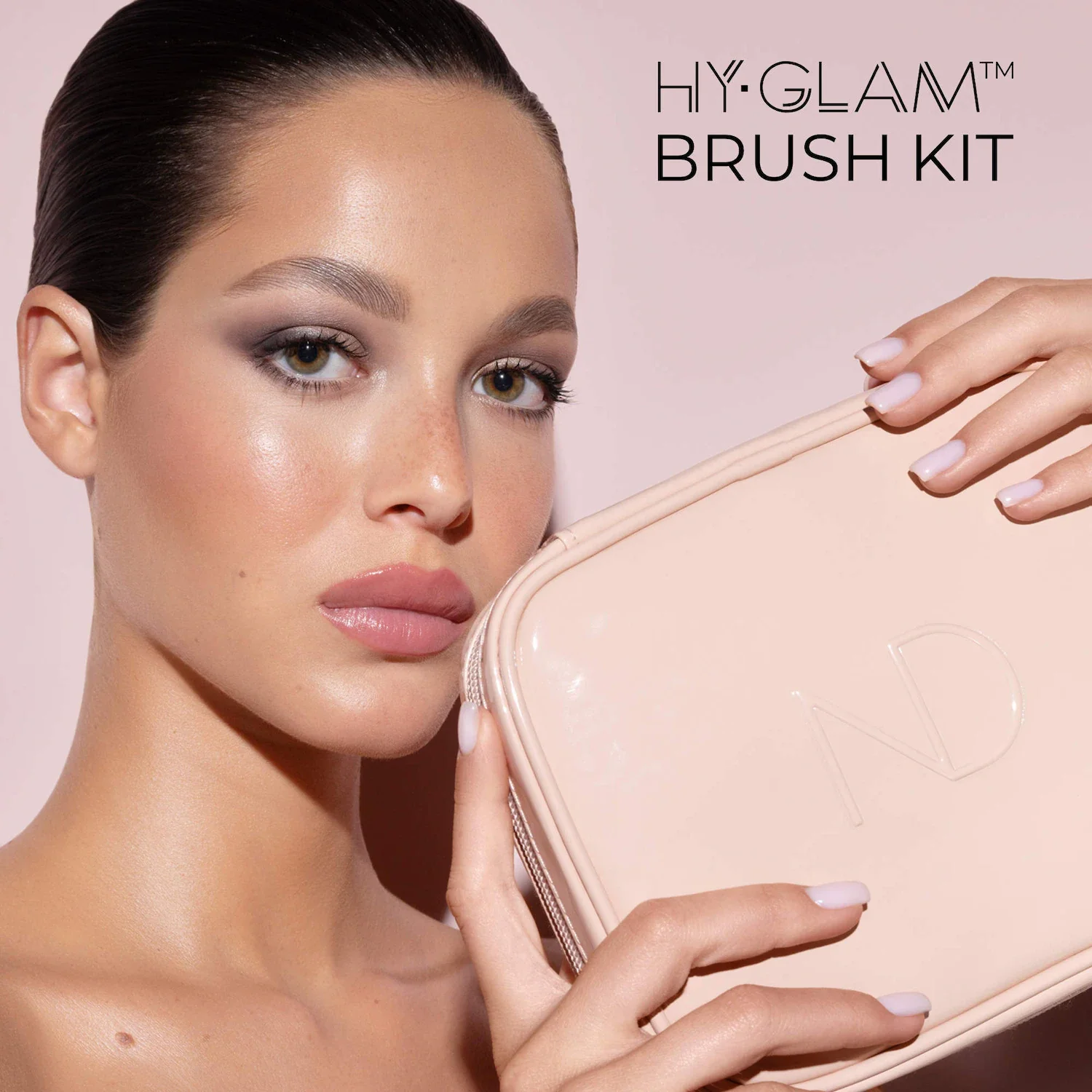 HY-GLAM™ Cosmetic Brush Kit — foto 3 de 10