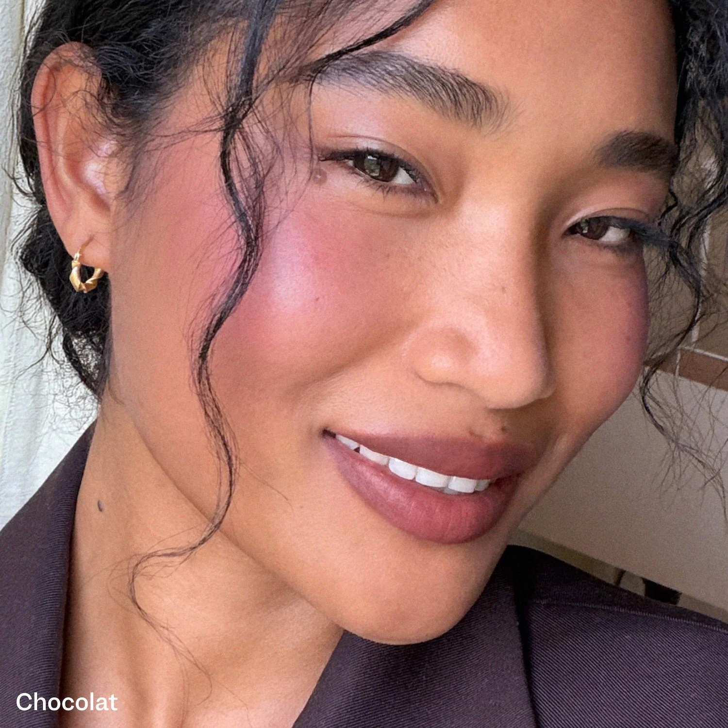 BISOU BALM Sheer Matte Lipstick — foto 9 de 19