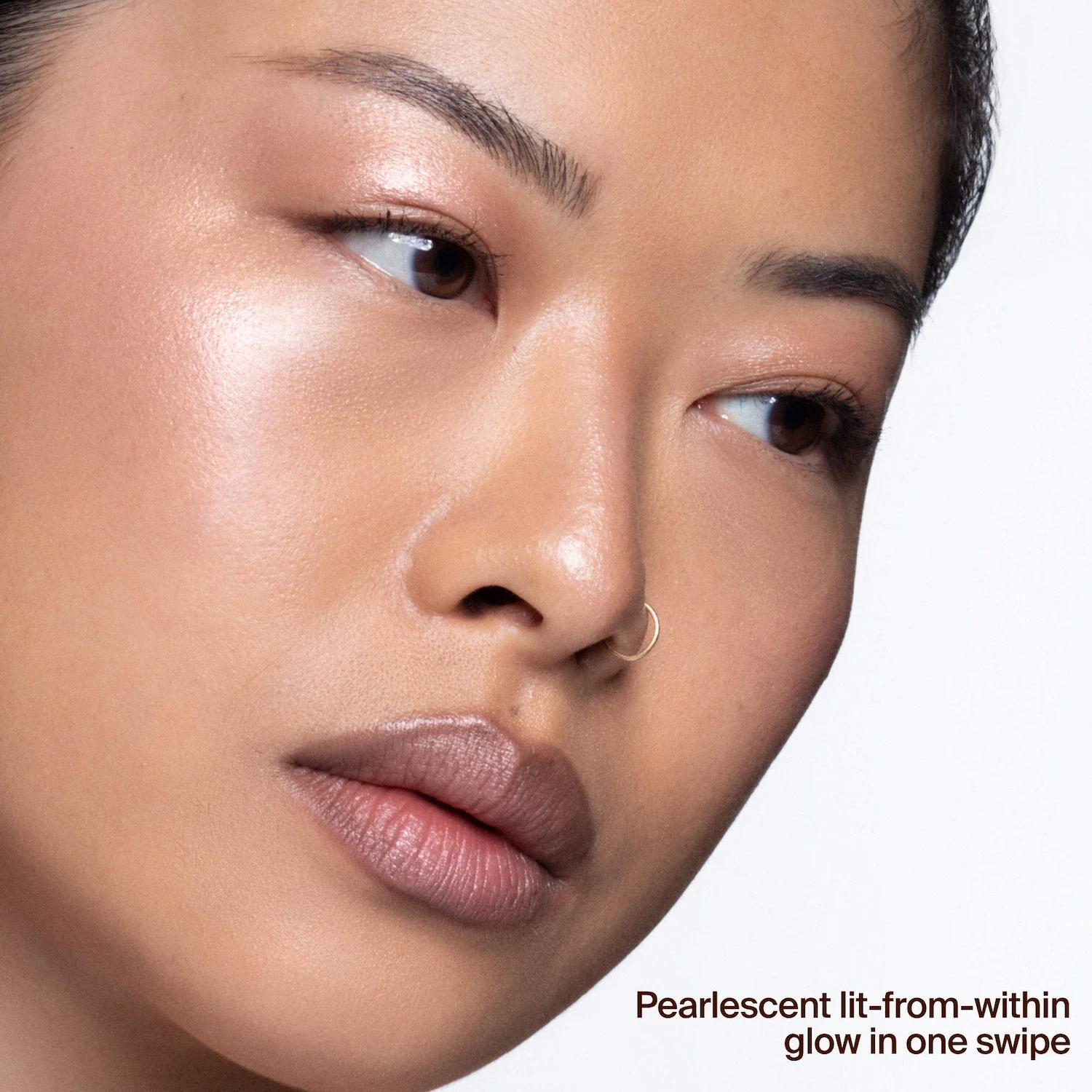 Hyper Shine Lite All Over Highlighter — foto 8 de 13