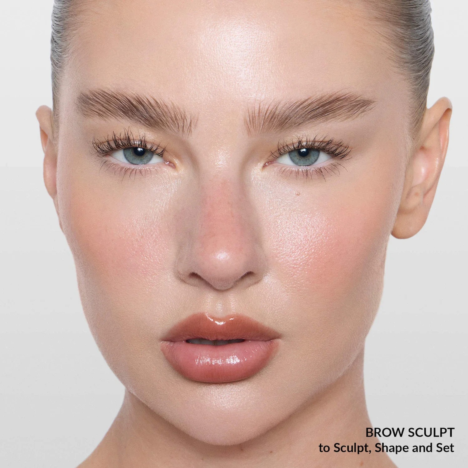 Brow Sculpt Shaping and Lifting Gel with Strong Hold — foto 2 de 7
