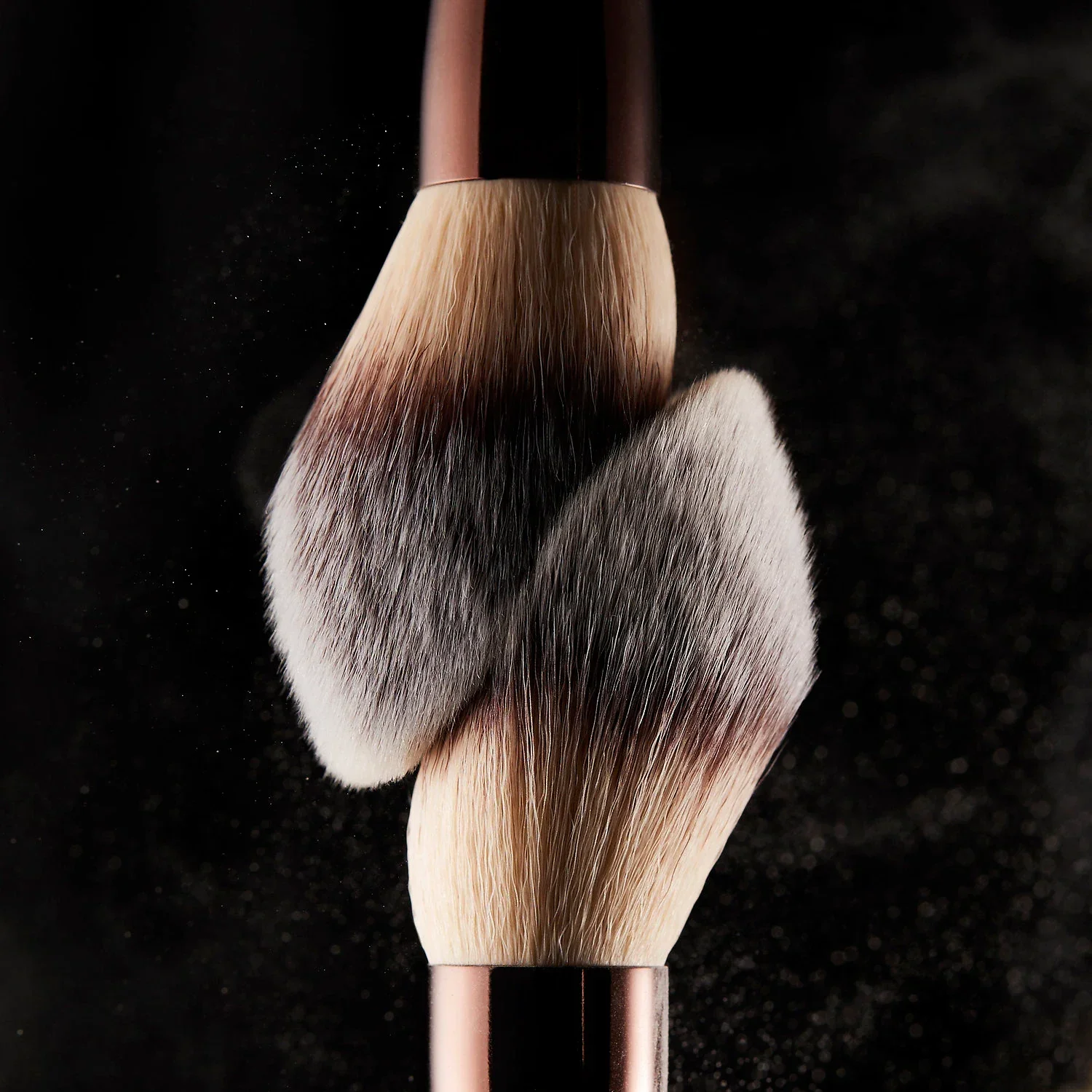 Veil™ Powder Brush — foto 3 de 4